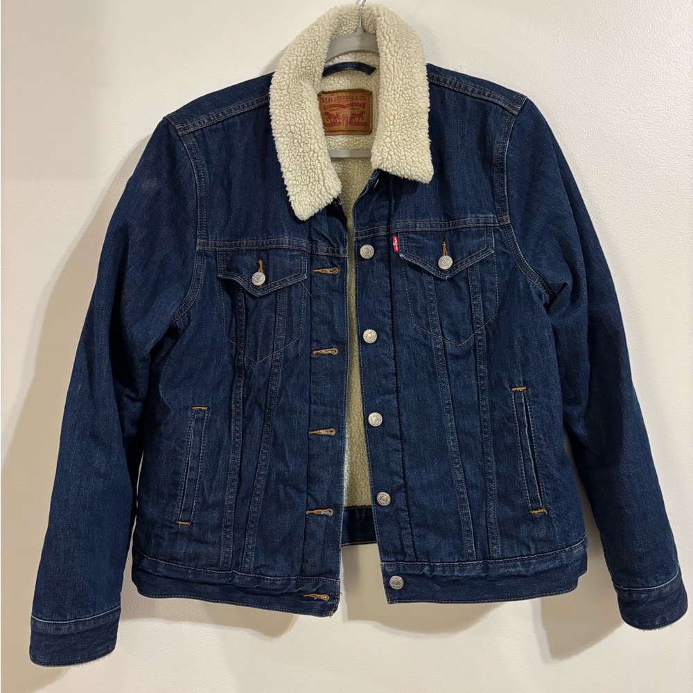 Levi’s dark wash Sherpa trucker jacket